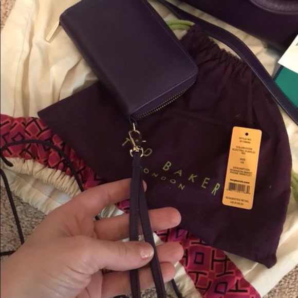 Tory Burch satchel & wristlet set - Picture 5 of 8